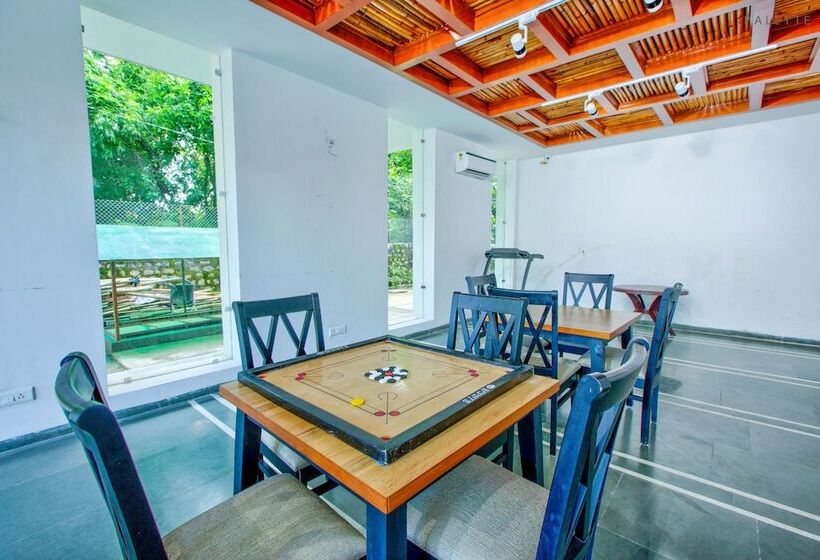 هتل The Cloyster Resort And Spa