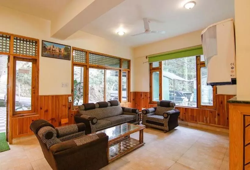 ユースホステル Greenwoods Inn Mcleodganj #parking #lift #all Balcony Rooms #rooftop Terrace #prime Location # Close