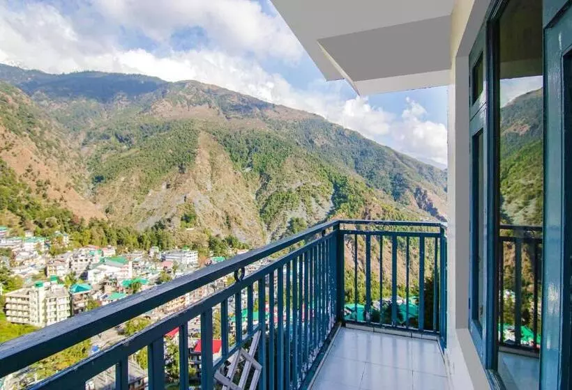 ユースホステル Greenwoods Inn Mcleodganj #parking #lift #all Balcony Rooms #rooftop Terrace #prime Location # Close