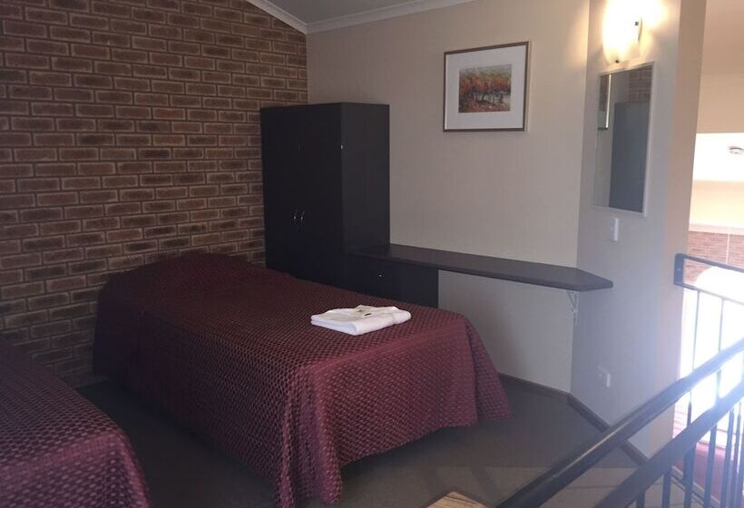 فندق على الطريق Bright On Track