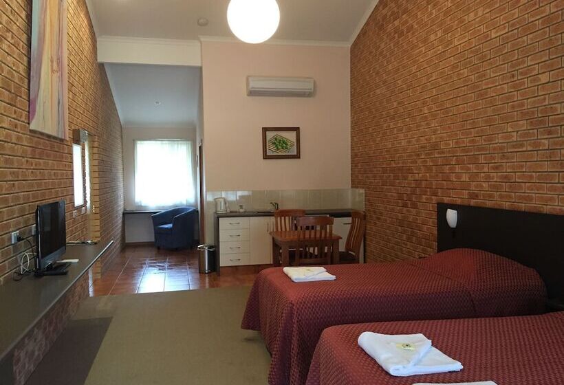 فندق على الطريق Bright On Track