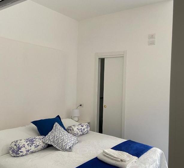 Bed and Breakfast Casa Blu Cobalto