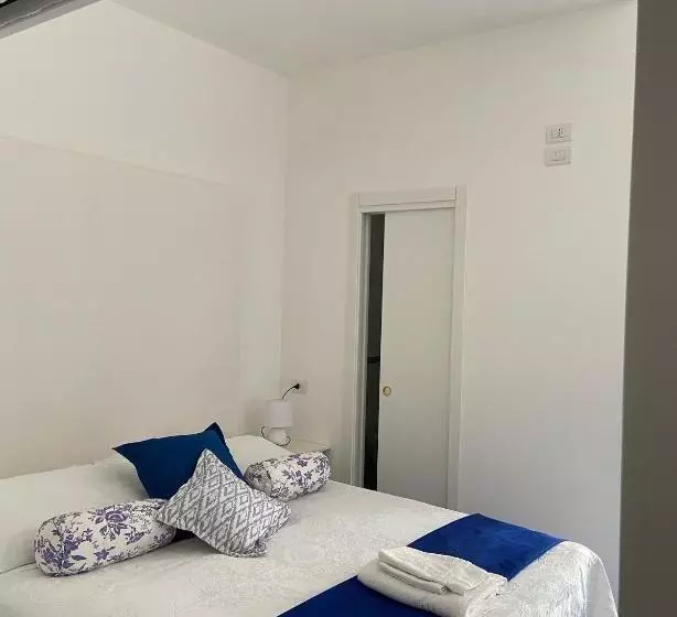 تختخواب و صبحانه Casa Blu Cobalto