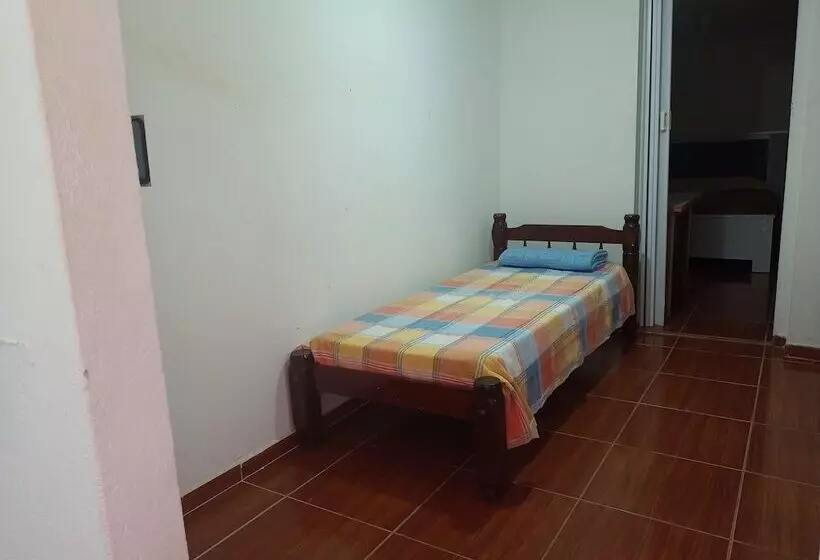 ベッドアンドブレックファースト Kit Para Até 4 Pessoas Parque Das Cerejeiras   Só Pernoites  Familias   Casais   Amigos  Empresas