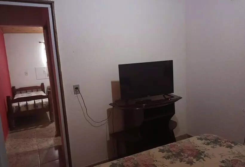 ベッドアンドブレックファースト Kit Para Até 4 Pessoas Parque Das Cerejeiras   Só Pernoites  Familias   Casais   Amigos  Empresas