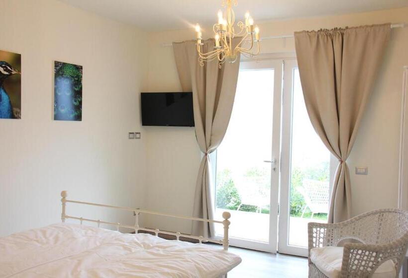 تختخواب و صبحانه Oliveto