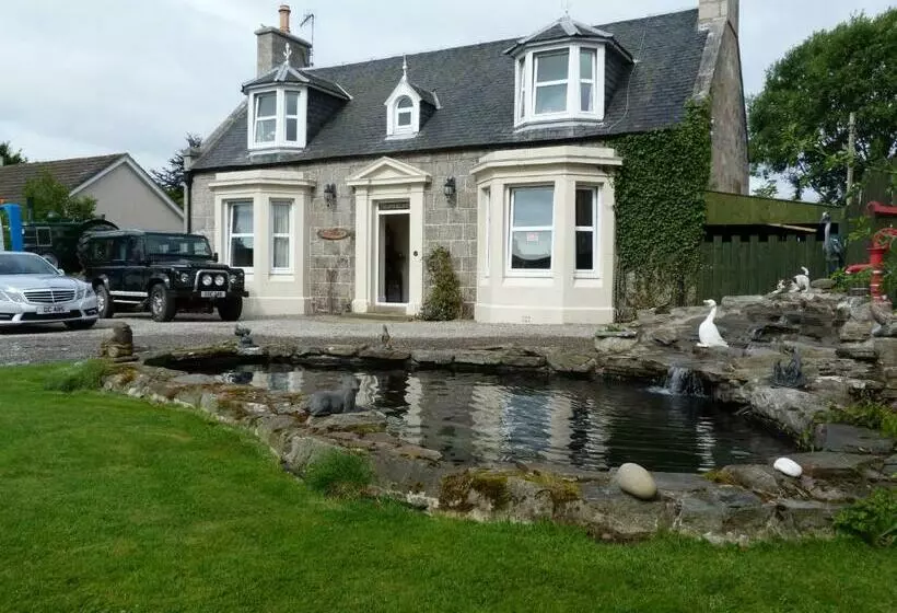 تختخواب و صبحانه Waverley Villa