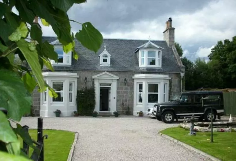 تختخواب و صبحانه Waverley Villa