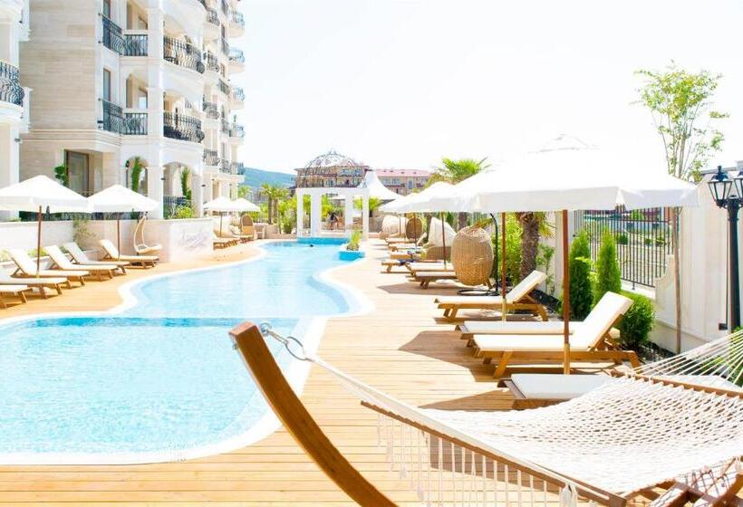Harmony Suites Saint Vlas