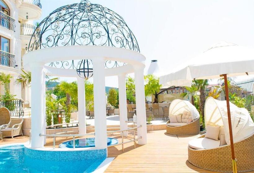 Harmony Suites Saint Vlas