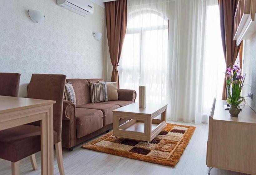 Harmony Suites Saint Vlas