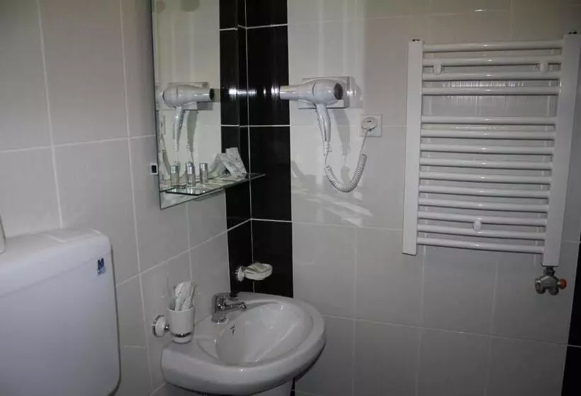 هتل Feniks Požarevac