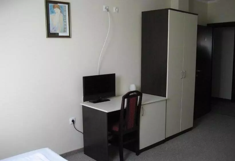 هتل Feniks Požarevac