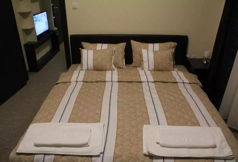 هتل Feniks Požarevac