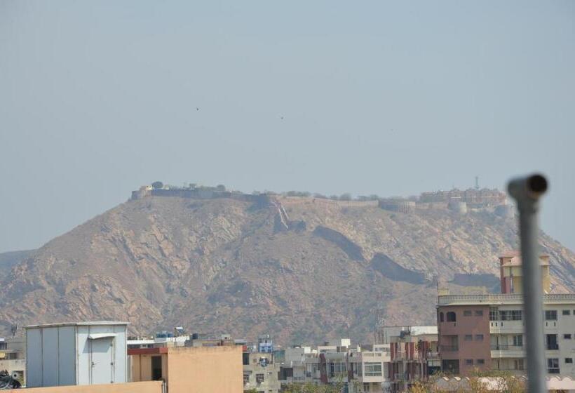 בית מלון כפרי Galaxy Inn