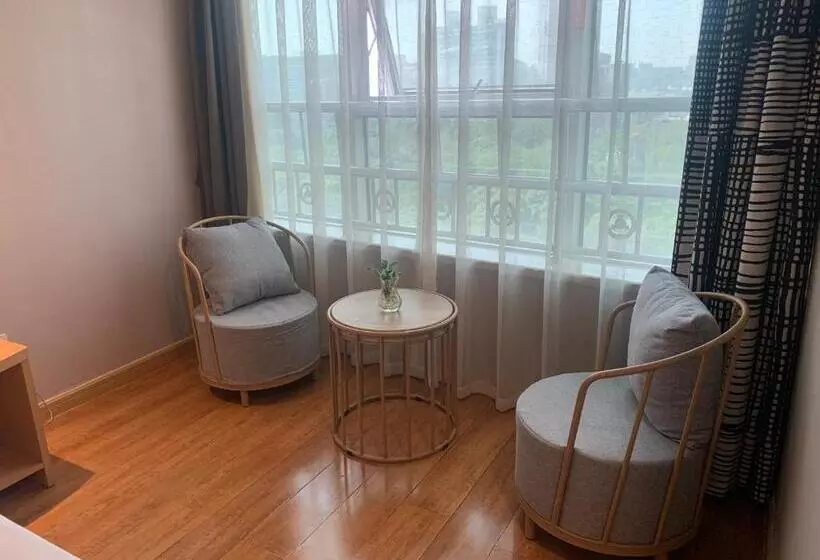 ホテル Home Inn Mianyang People's Park