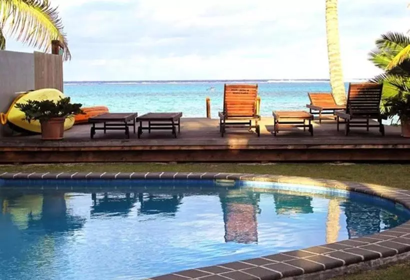 هتل Muri Beach Hideaway   Adults Only