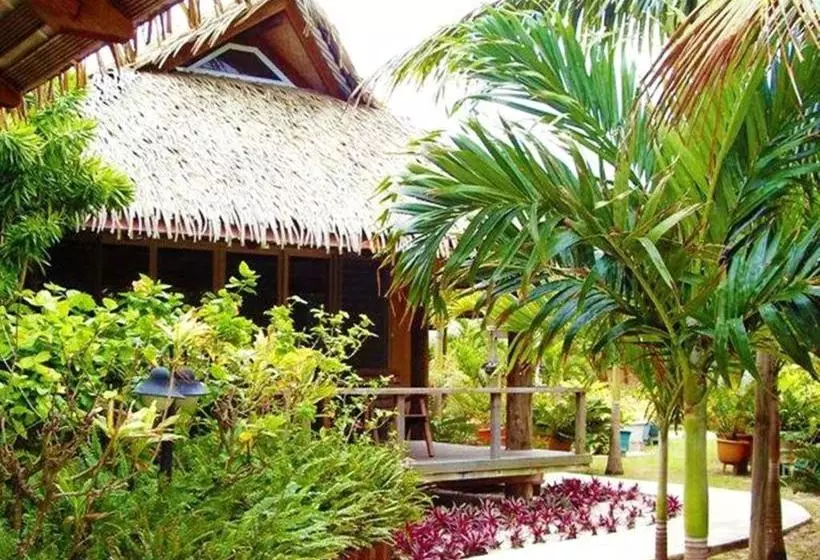 هتل Muri Beach Hideaway   Adults Only