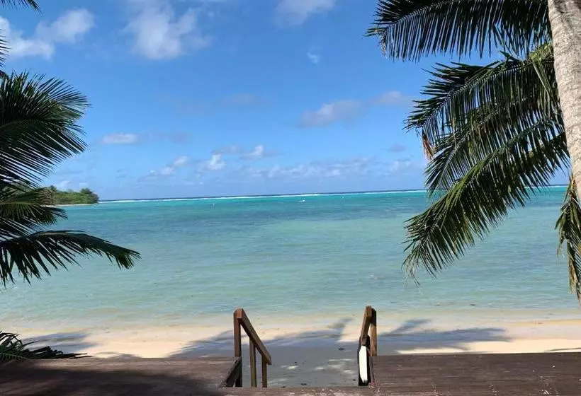 هتل Muri Beach Hideaway   Adults Only