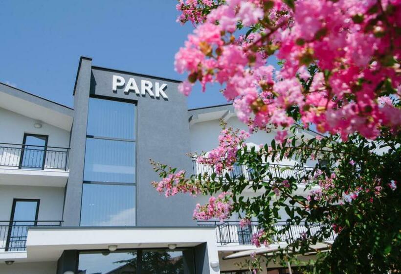 پانسیون Pansion Park