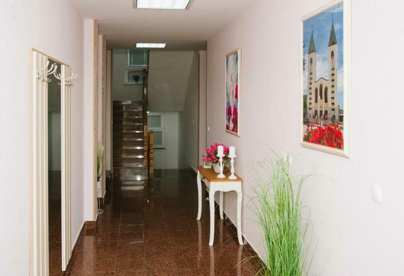 پانسیون Pansion Park