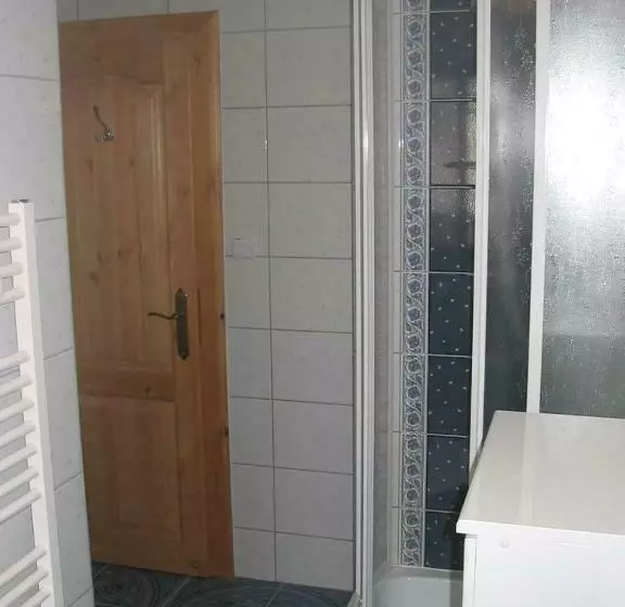 پانسیون Privat Luptak