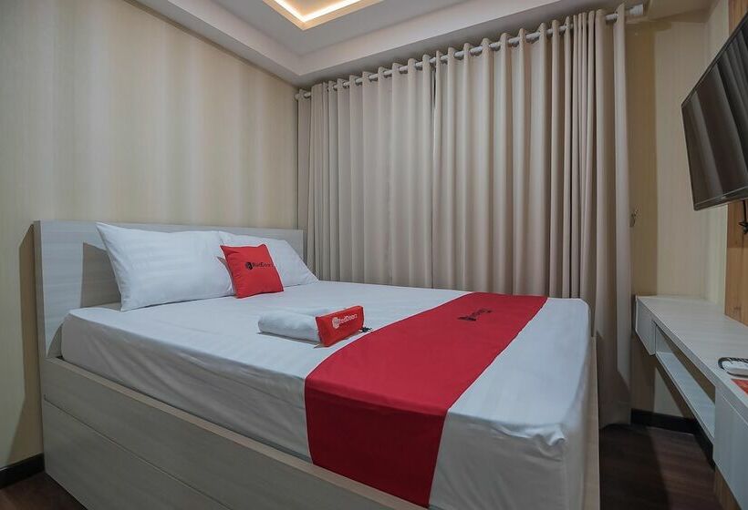 بنسيون Reddoorz Apartment @ Grand Asia Afrika