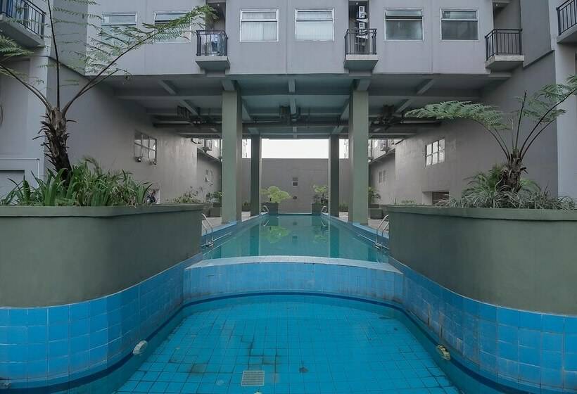 بنسيون Reddoorz Apartment @ Grand Asia Afrika