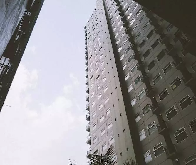 Majatalo Reddoorz Apartment @ Grand Asia Afrika