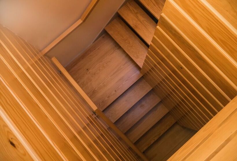 پانسیون Ribeiredge Guest House