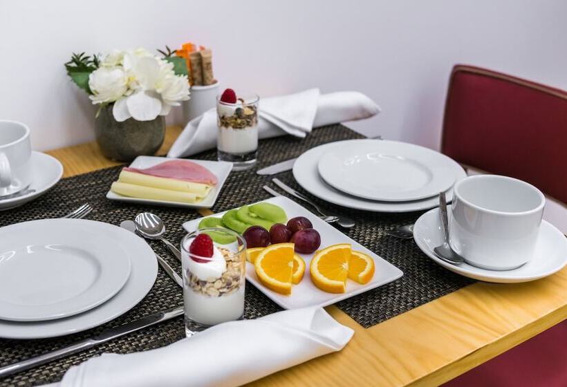 پانسیون Ribeiredge Guest House