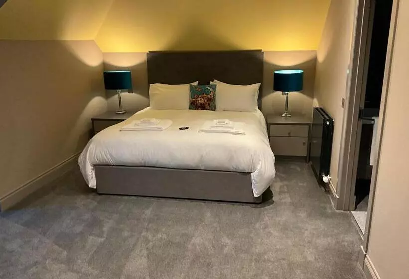 Majatalo Taransay House, Small