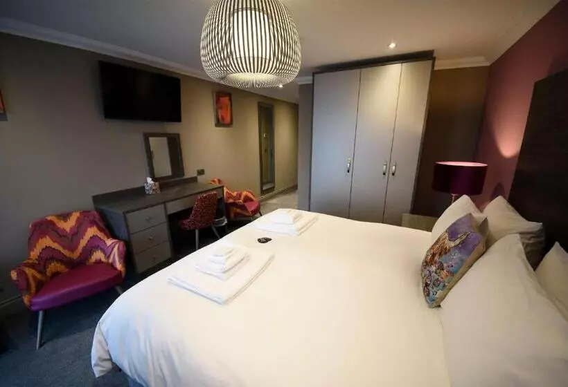 Majatalo Taransay House, Small