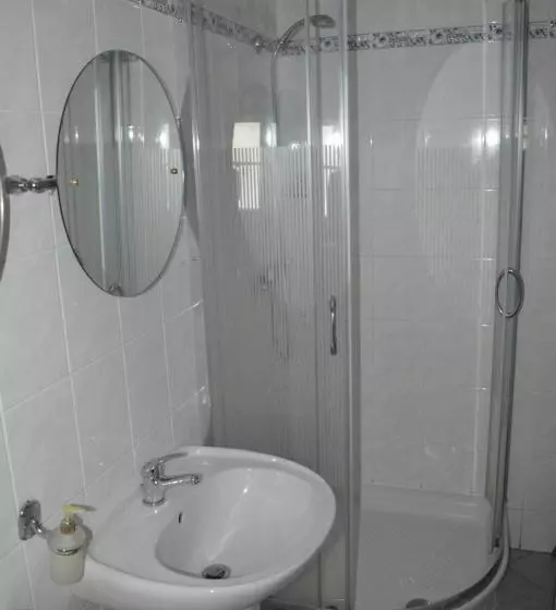 Pension čertice