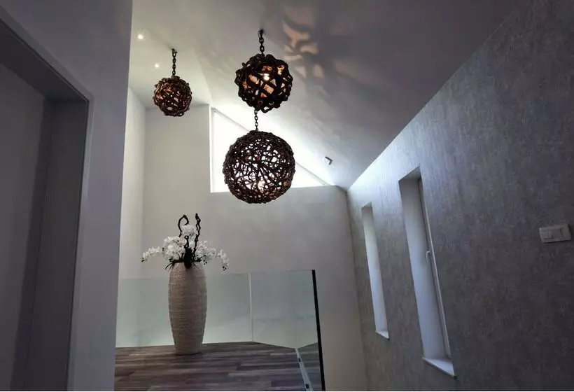 هتل Apartments Art House