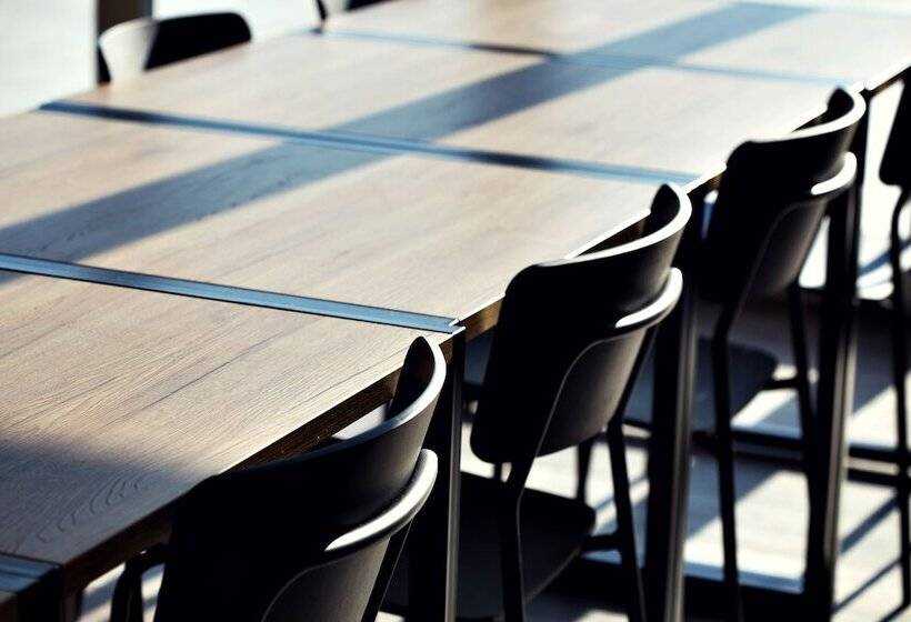 هتل Apartments Art House