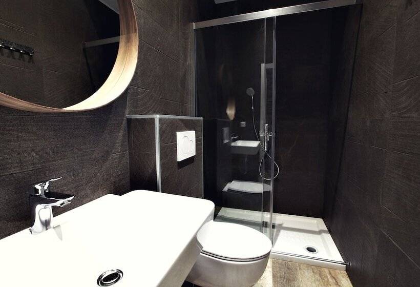 هتل Apartments Art House