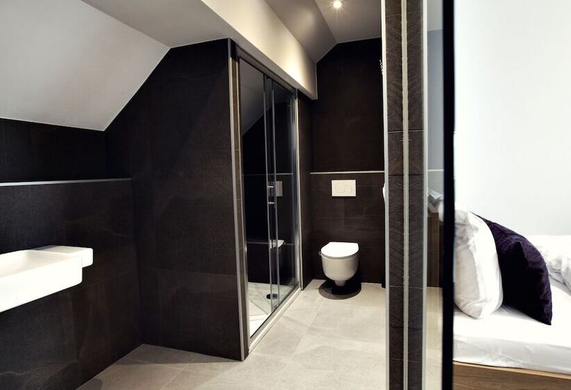 هتل Apartments Art House