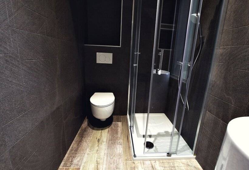 هتل Apartments Art House