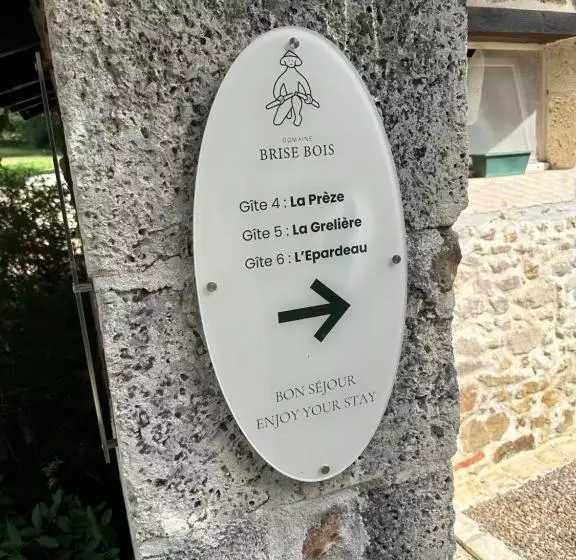 Hotelli Domaine De Brise Bois