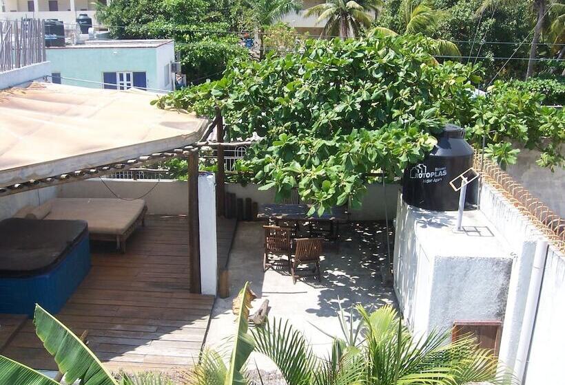 هتل Elements Of The Island