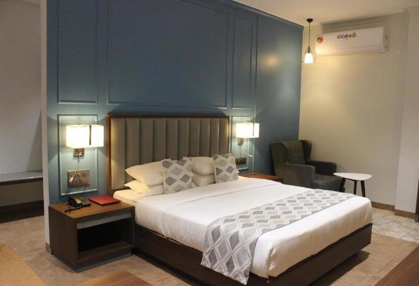 ホテル Ganapati Palace