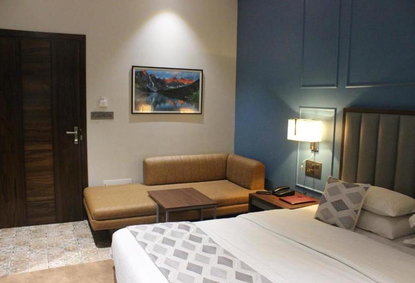 ホテル Ganapati Palace