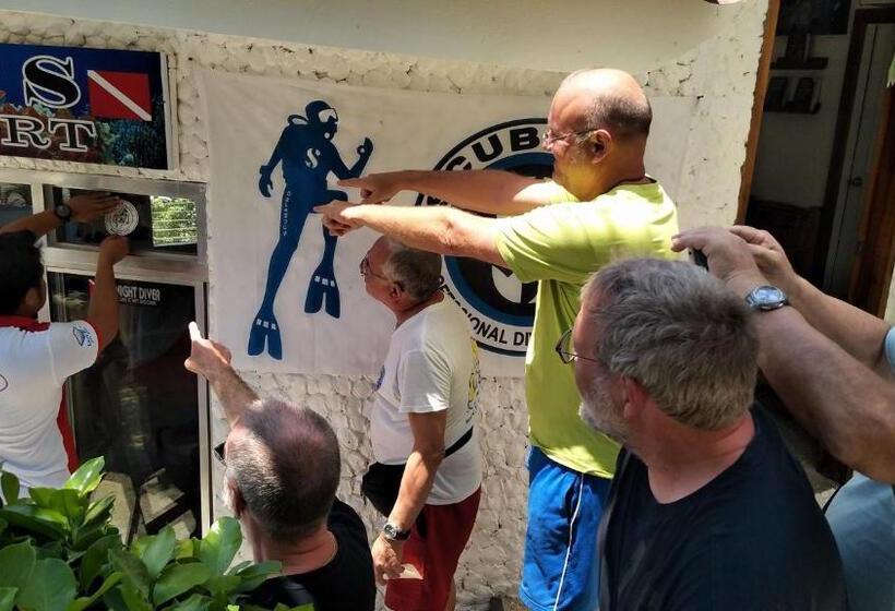 Love's Beach & Dive Resort