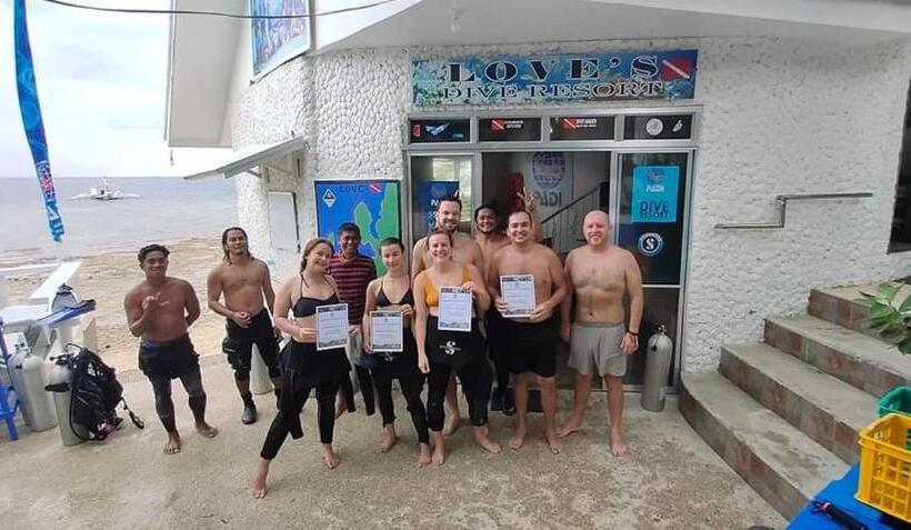 Love's Beach & Dive Resort