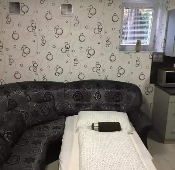 Majatalo Varkerulet Apartman