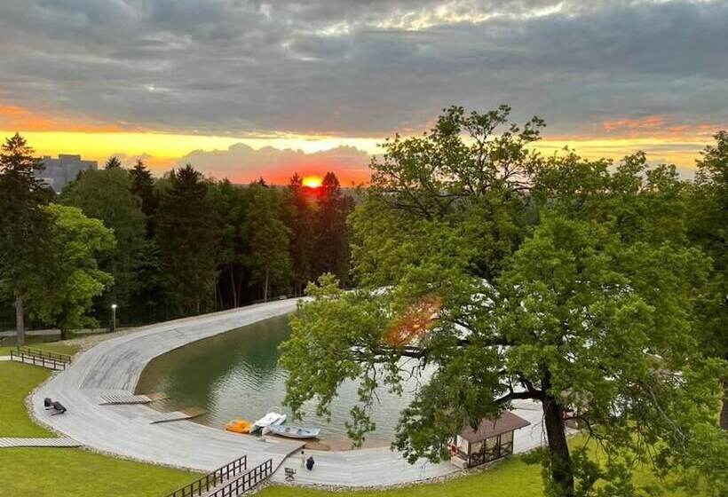 Russian Seasons Park Hotel Peresvet