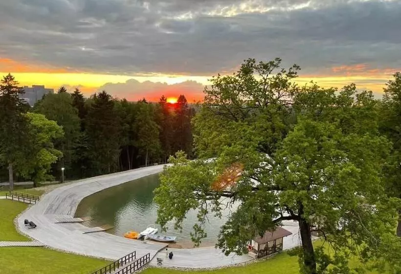 Russian Seasons Park Hotel Peresvet