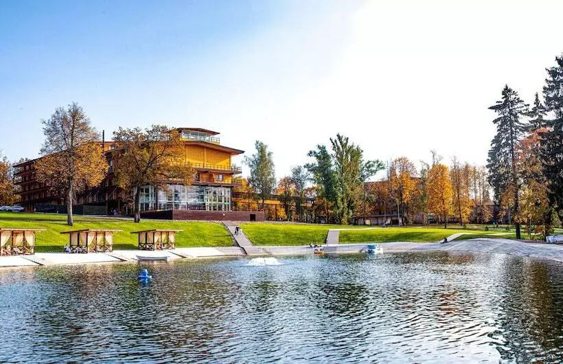 Russian Seasons Park Hotel Peresvet