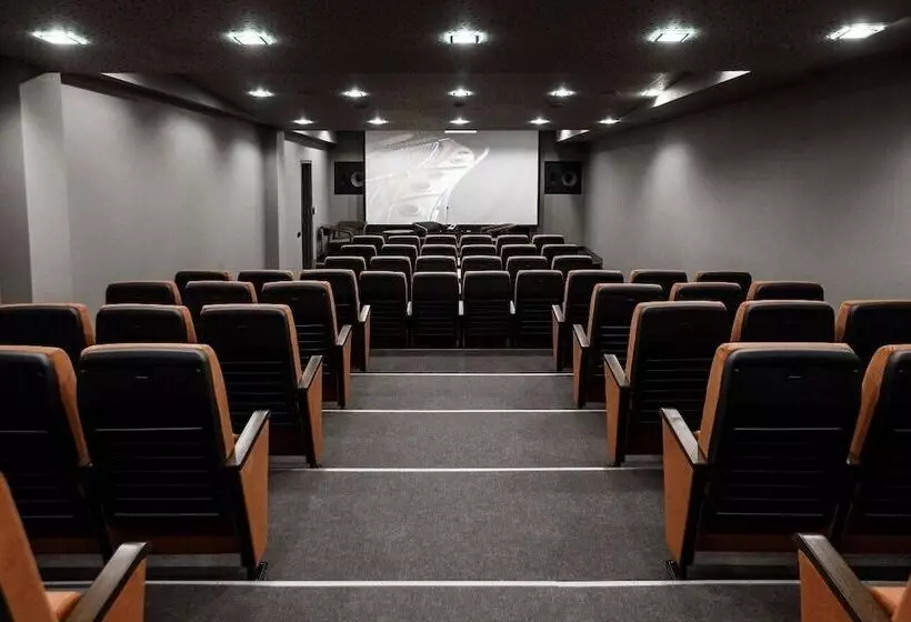 Russian Seasons Park Hotel Peresvet